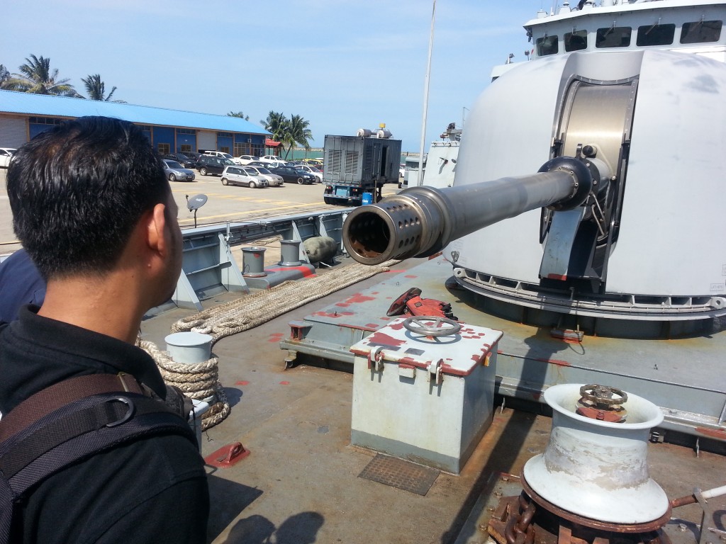 76mm OTO Melara Gun